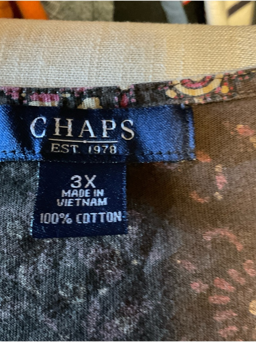 Chaps Dark Purple Paisley V-Neck Short Sleeve Top - Picture 5 of 6